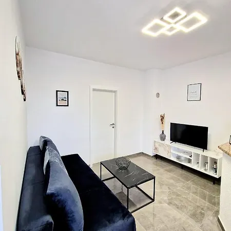 Tadic Apartment Omisalj