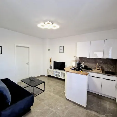 Tadic Apartment Omisalj